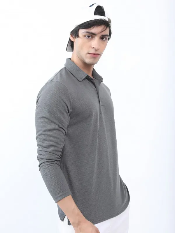  Highlander Men Grey Solid Polo Collar Polo T-Shirts