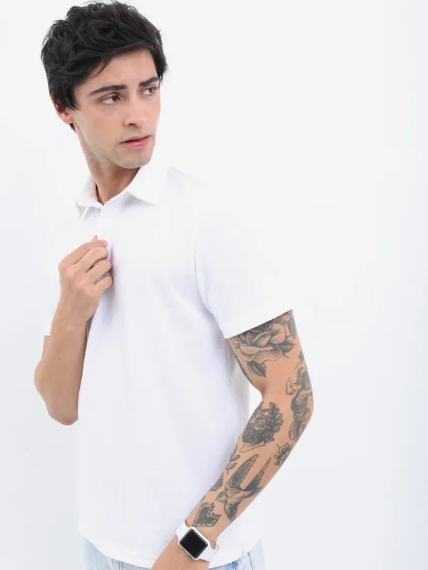  Highlander Men White Solid Polo Collar Polo T-Shirts