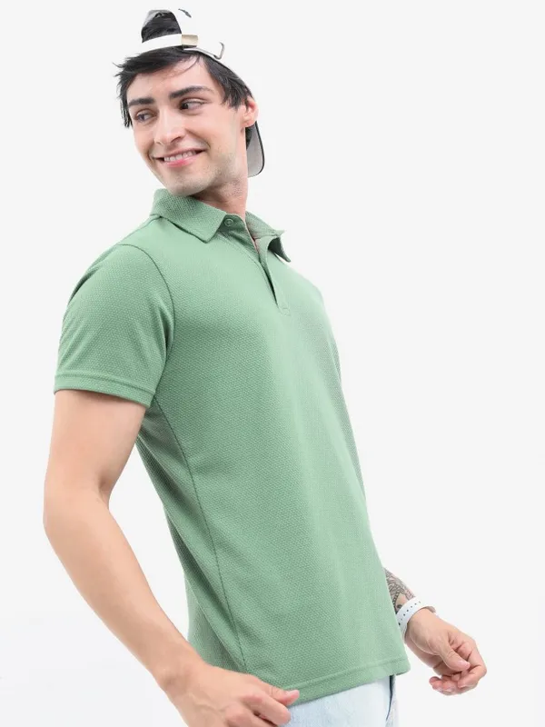  Highlander Men Green Solid Polo Collar Polo T-Shirts