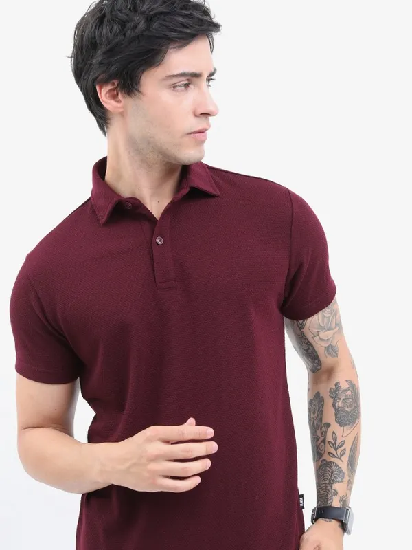  Highlander Men Burgundy Solid Polo Collar Polo T-Shirts