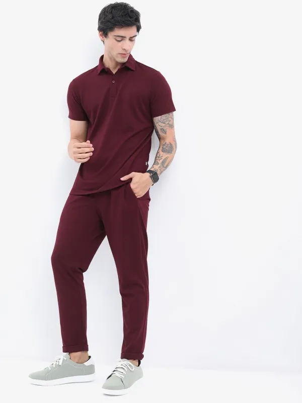  Highlander Men Burgundy Solid Polo Collar Polo T-Shirts
