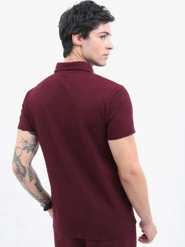  Highlander Men Burgundy Solid Polo Collar Polo T-Shirts