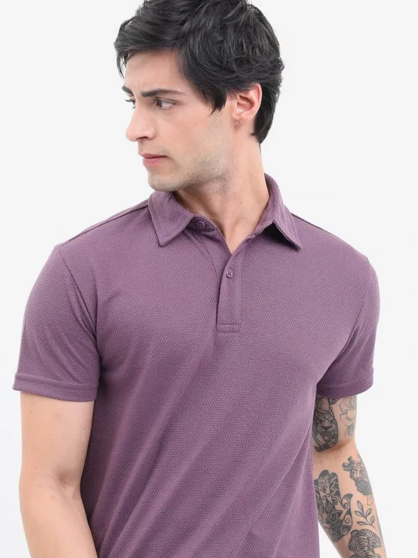  Highlander Men Magenta Solid Polo Collar Polo T-Shirts