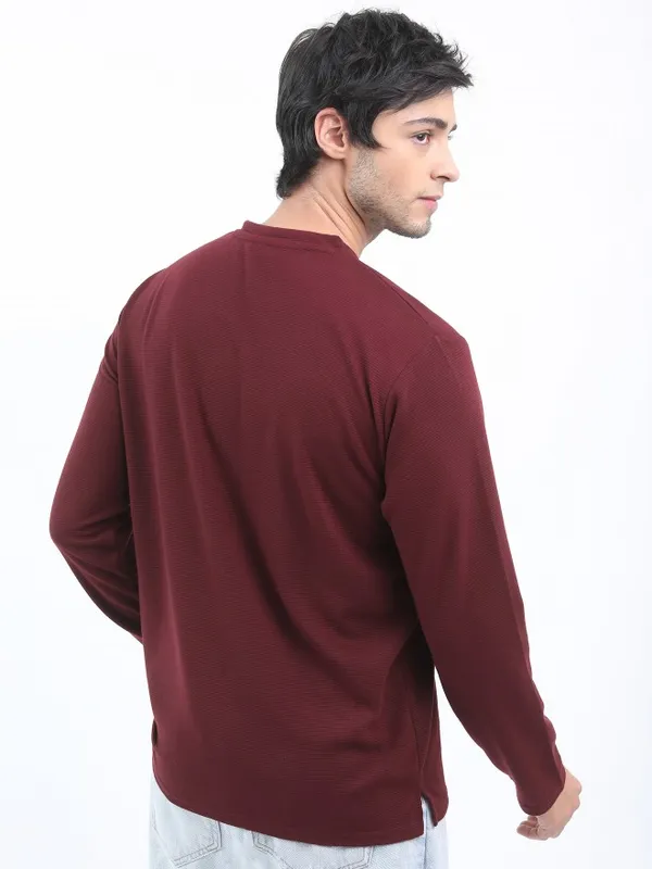 Men Solid Henley Neck T-shirt
