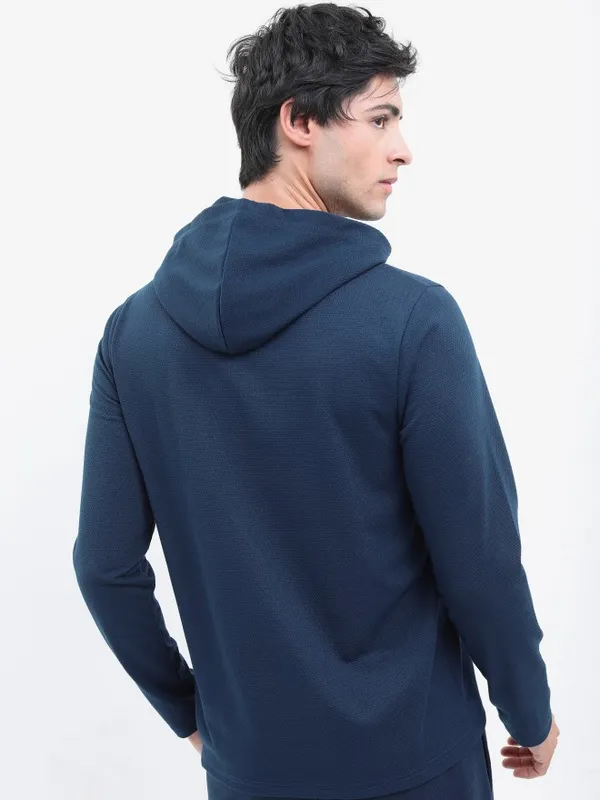  Highlander Men Navy Blue Solid Hood T-Shirts