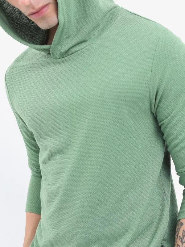 Men Solid Hooded T-shirt