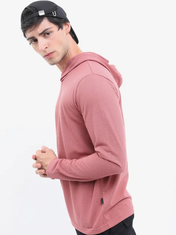  Highlander Men Pink Solid Hood T-Shirts