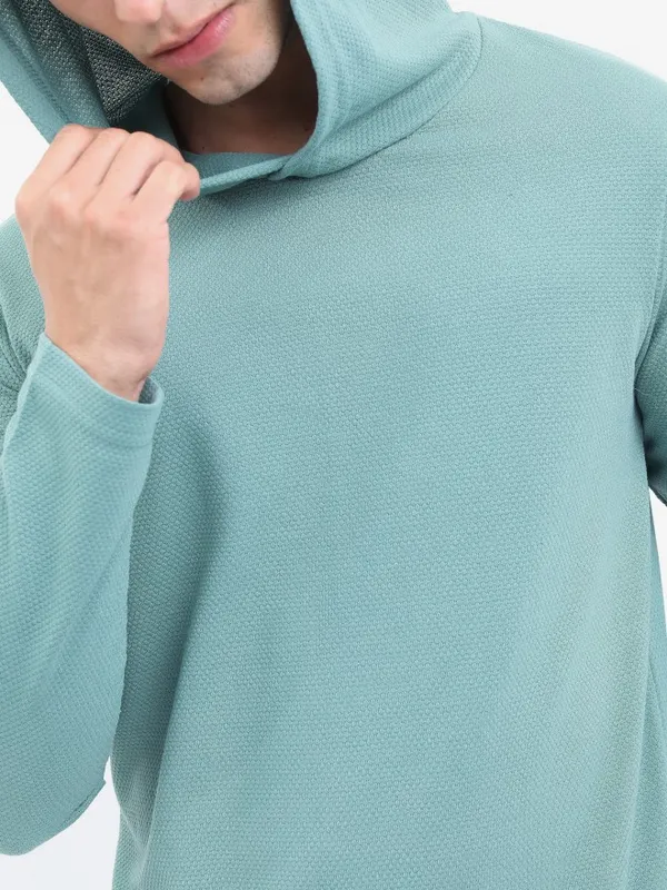  Highlander Men Sage Solid Hood T-Shirts