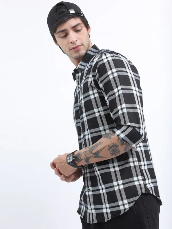  Ketch Men Black Checked Slim Fit Casual Shirts