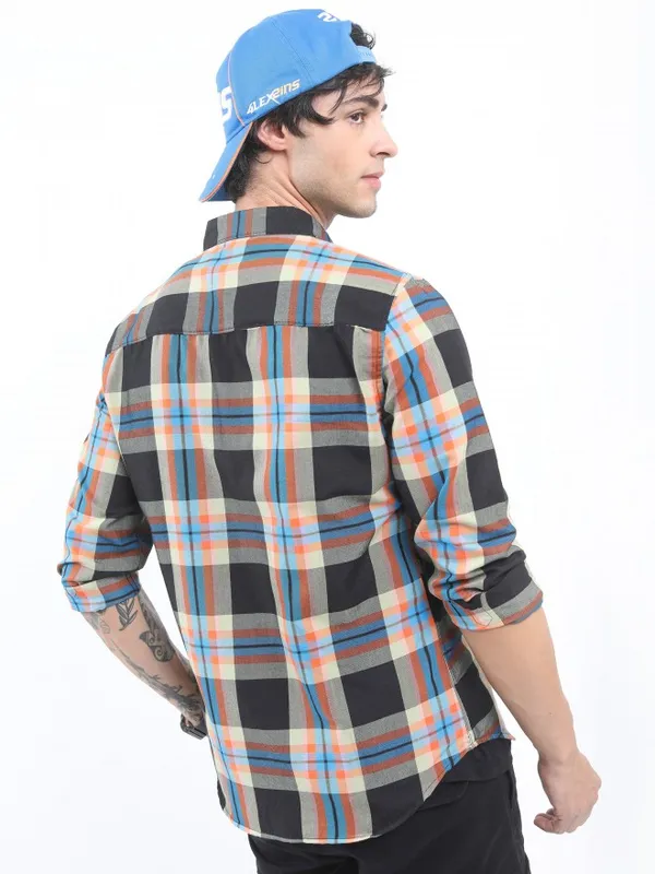  Ketch Men Black Checked Slim Fit Casual Shirts