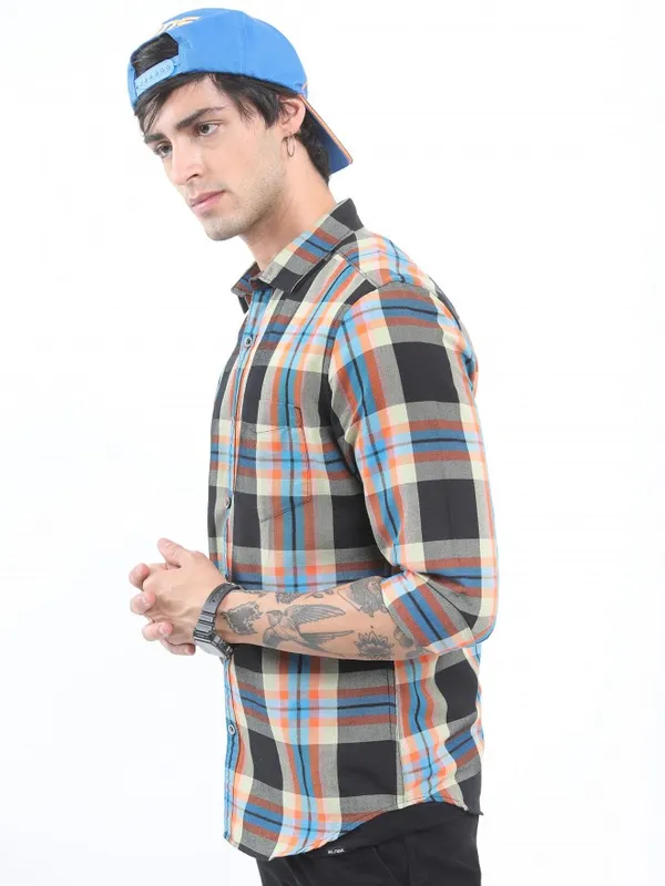  Ketch Men Black Checked Slim Fit Casual Shirts