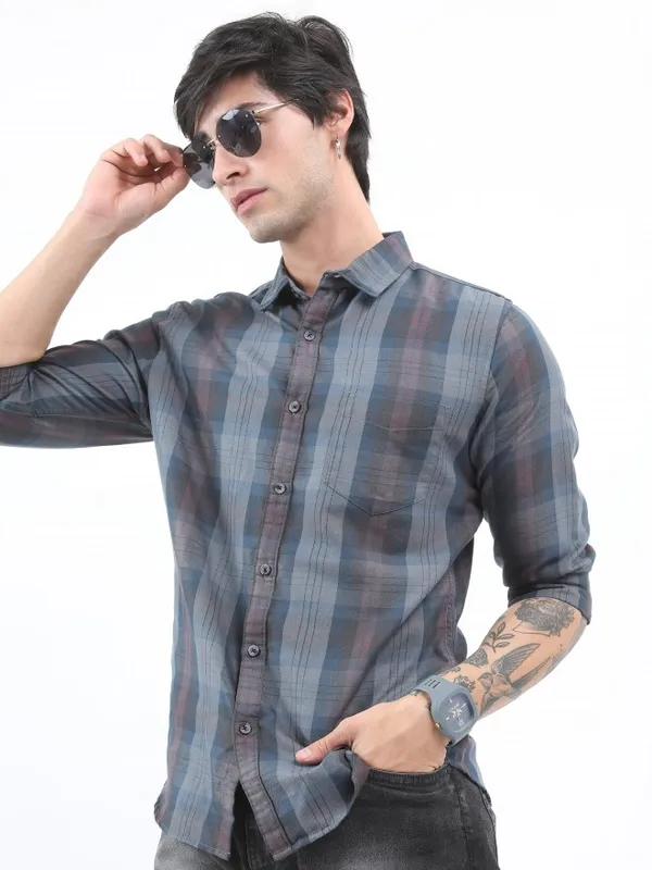 Men Slim Fit Casual Shirt