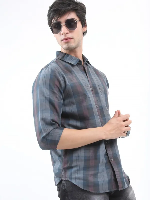 Men Slim Fit Casual Shirt