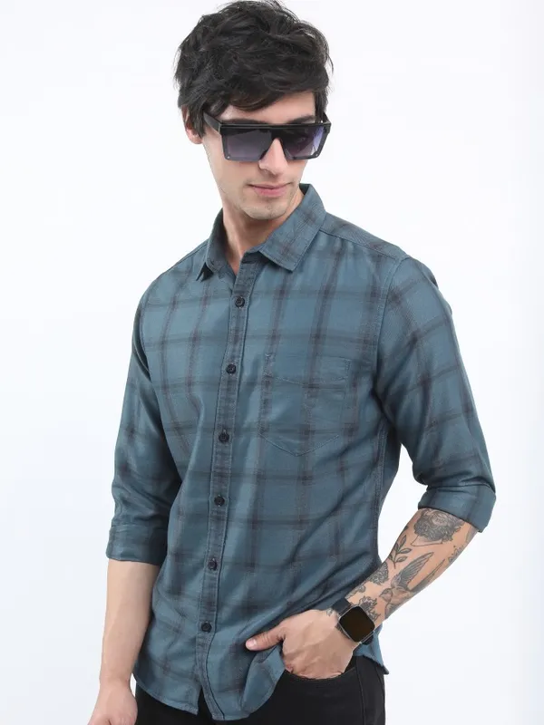  Ketch Men Grey Checked Slim Fit Casual Shirts