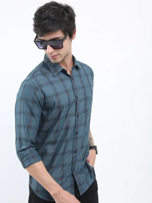  Ketch Men Grey Checked Slim Fit Casual Shirts
