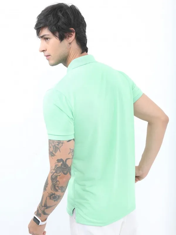  Highlander Men Green Colourblocked Polo Collar Polo T-Shirts