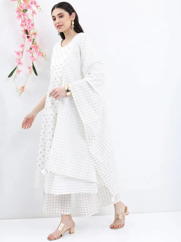 Vishudh Women Off White Printed Kurta With Palazzo And Dupatta