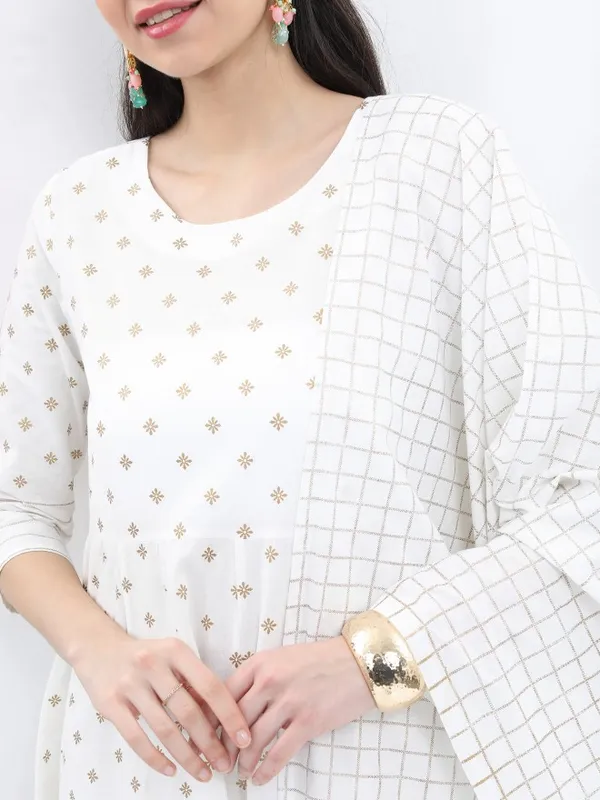 Vishudh Women Off White Printed Kurta With Palazzo And Dupatta