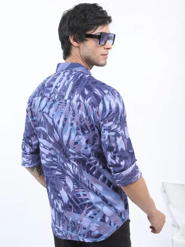 Men Slim Fit Casual Shirt
