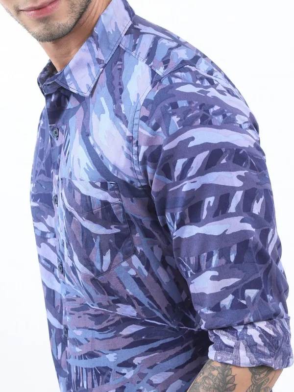 Men Slim Fit Casual Shirt