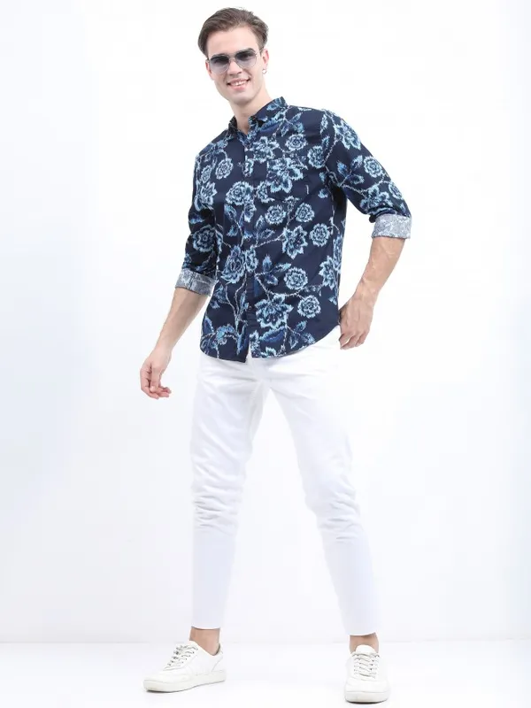  Ketch Men Navy Blue Printed Slim Fit Casual Shirts