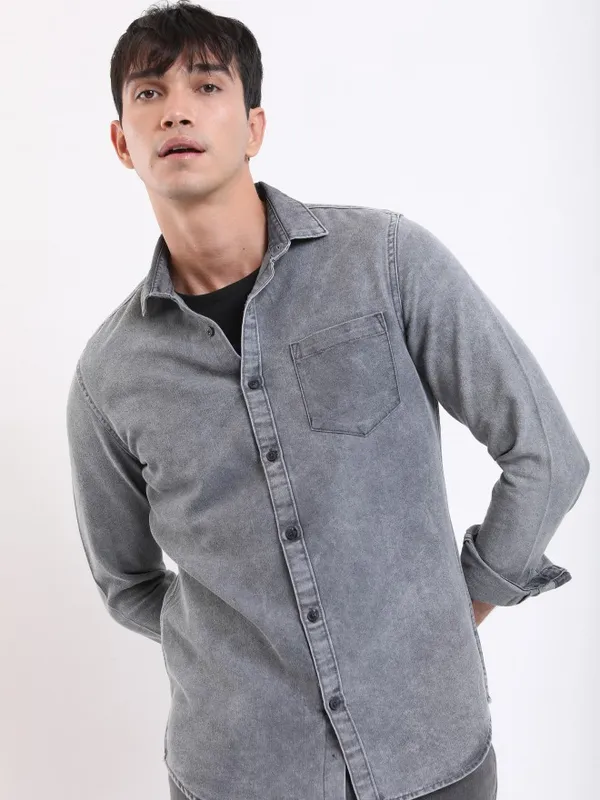  Highlander Men Grey Printed Slim Fit Casual Shirts