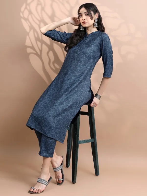 Vishudh Women Navy Blue Printed Kurta With Palazzo