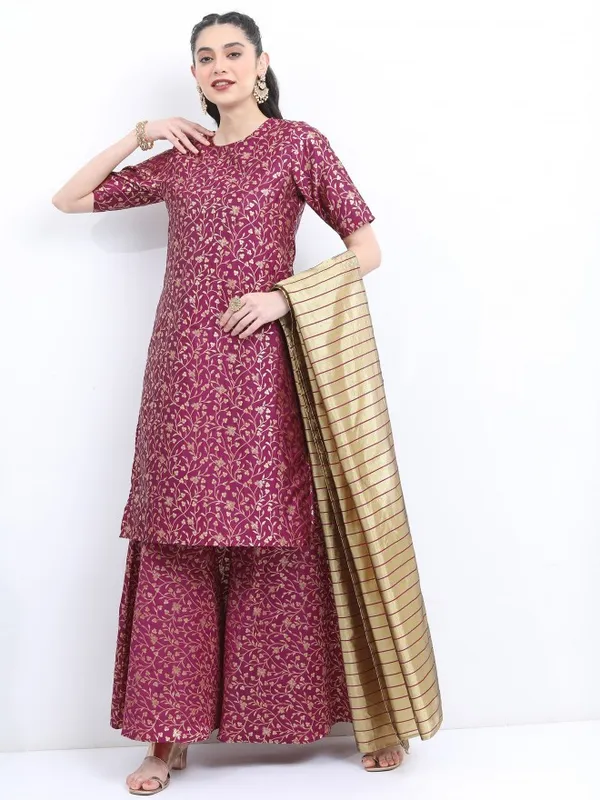  Ketch Women Magenta Printed Kurta Sets