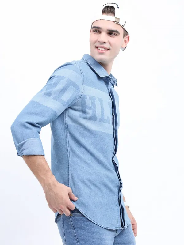  Highlander Men Blue Printed Slim Fit Casual Shirts