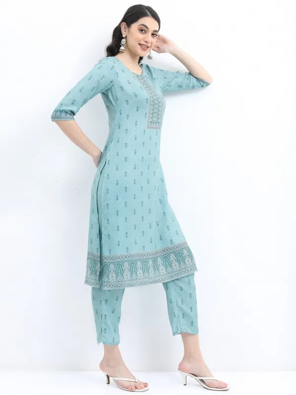 Women Kurta With Palazzo And Dupatta