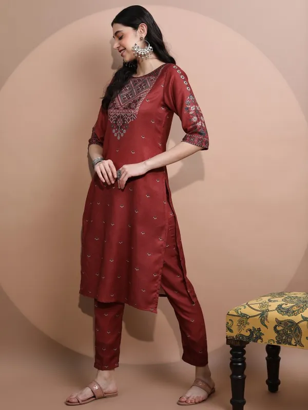  Vishudh Women Maroon Printed Kurta Sets