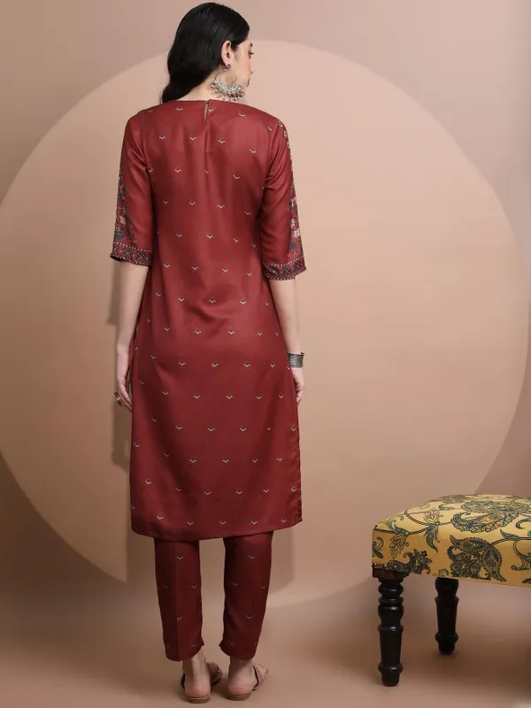  Vishudh Women Maroon Printed Kurta Sets