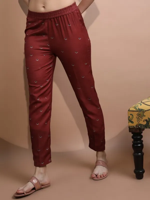  Vishudh Women Maroon Printed Kurta Sets