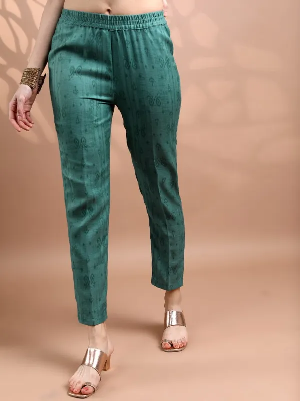 Vishudh Women Teal Printed Kurta With Trouser