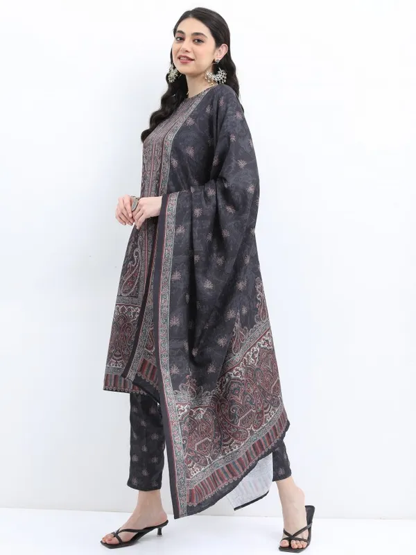  Ketch Women Black Printed Kurta Sets