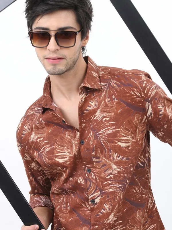 Highlander Men Terracotta Printed Slim Fit Casual Shirts