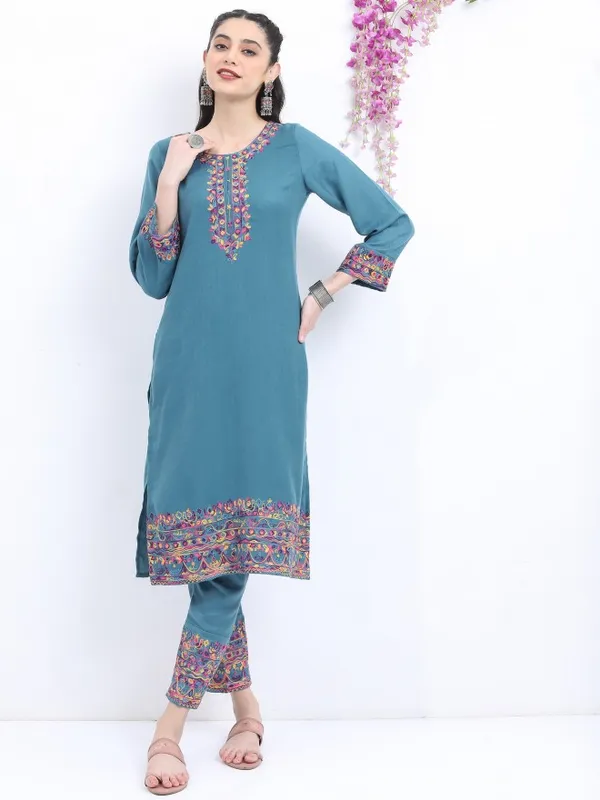  Ketch Women Blue Embroidered Kurta Sets