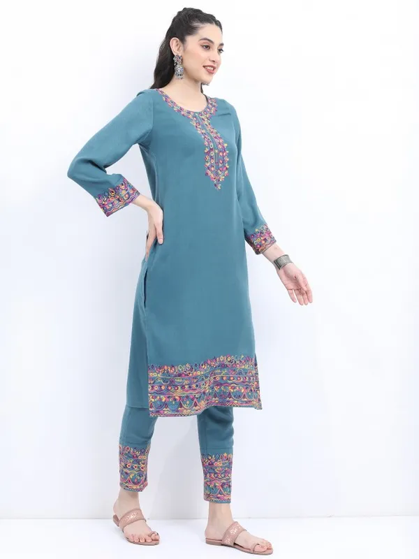  Ketch Women Blue Embroidered Kurta Sets
