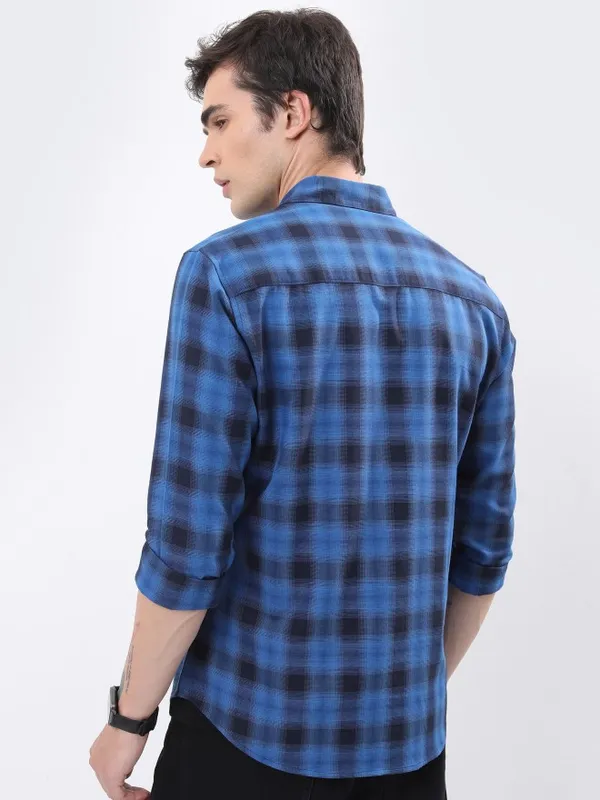 Men Slim Fit Casual Shirt
