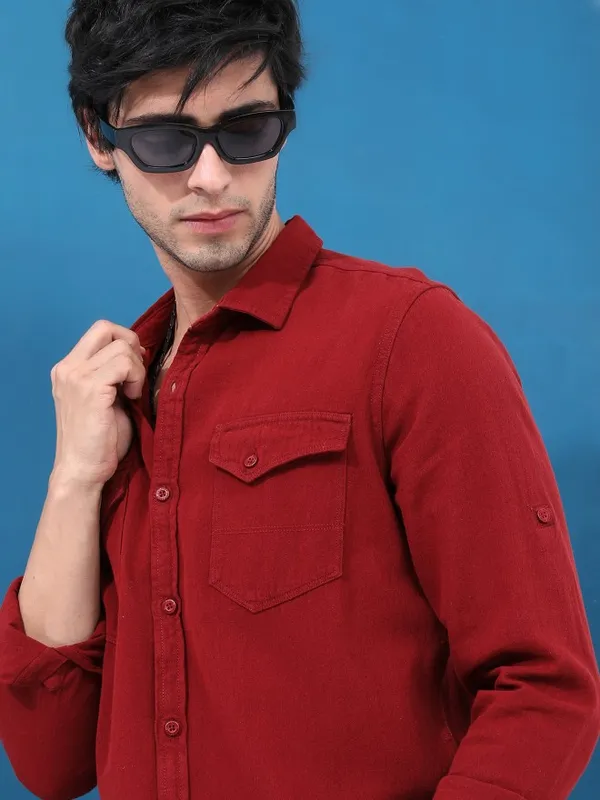  Highlander Men Maroon Solid Slim Fit Casual Shirts