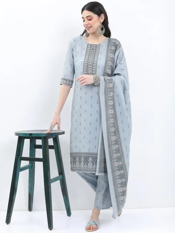 Women Kurta With Palazzo And Dupatta