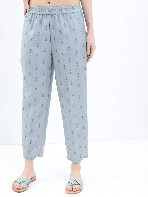 Women Kurta With Palazzo And Dupatta