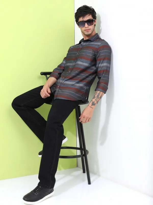  Highlander Men Brown Striped Slim Fit Casual Shirts
