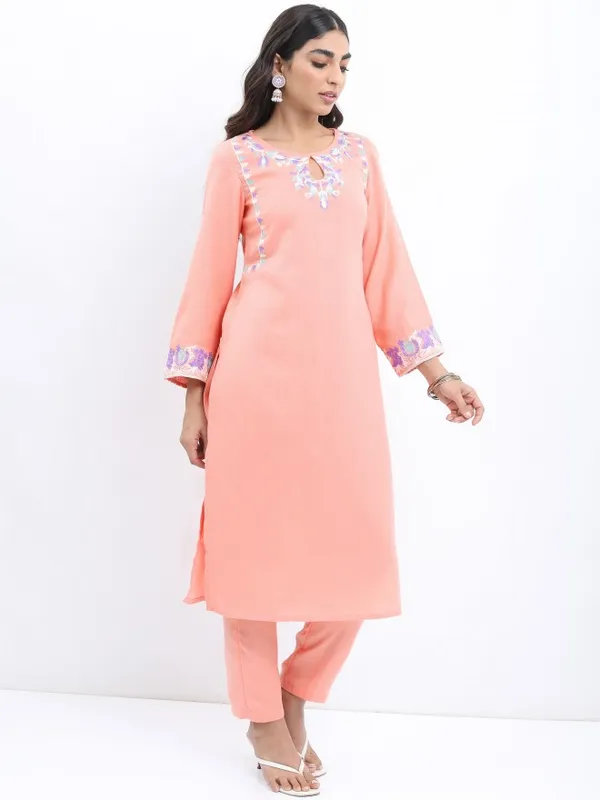  Ketch Women Peach Embroidered Kurta Sets