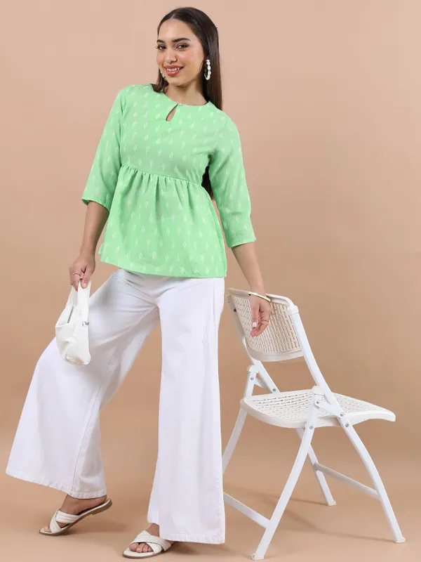 Vishudh Women Green Printed Top