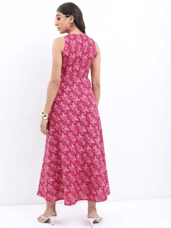  Ketch Women Magenta Printed A-Line Dresses