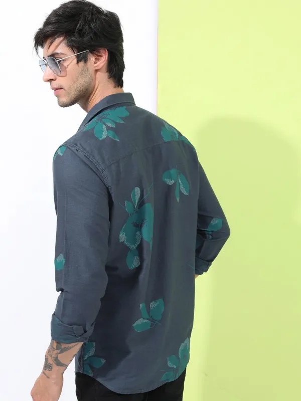  Highlander Men Teal Printed Slim Fit Casual Shirts
