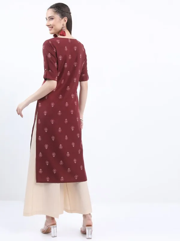  Ketch Women Burgundy Printed Straight Kurtas