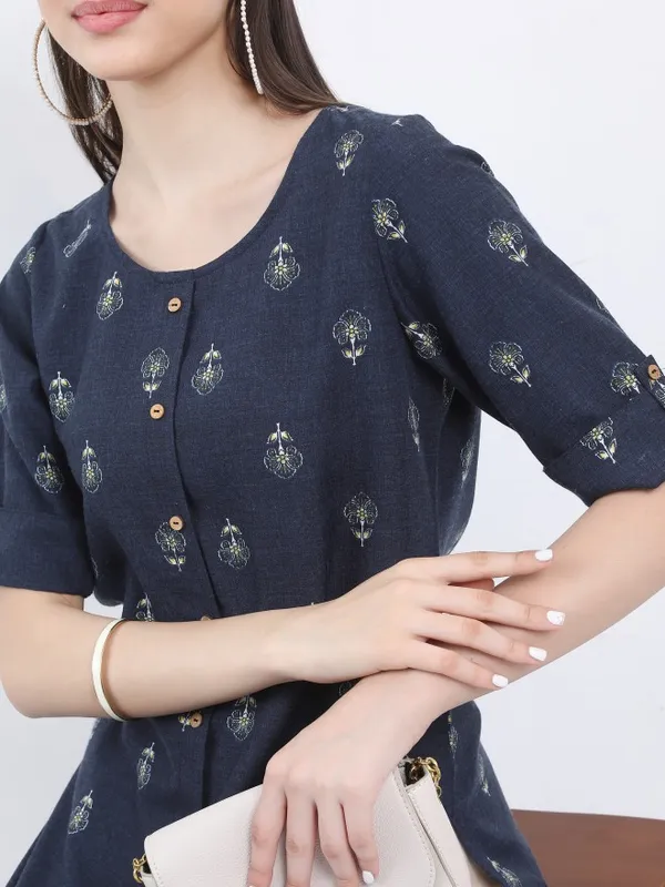  Ketch Women Navy Blue Printed Straight Kurtas
