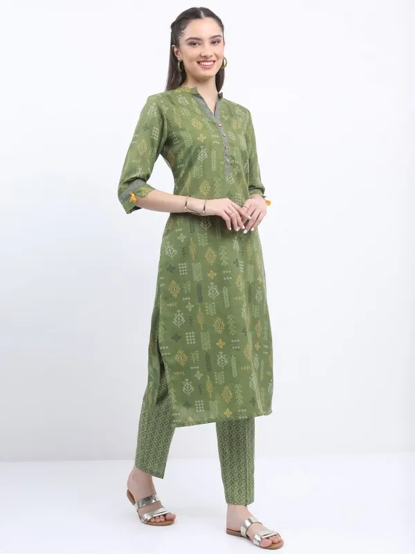 Vishudh Women Olive Printed Kurta With Trouser
